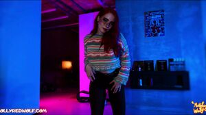 Mollyredwolf - Insatiable Hippie Girl At Your House