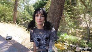 Goth Girl Lysagna DelRay Gets A Grungy Fuck in HD