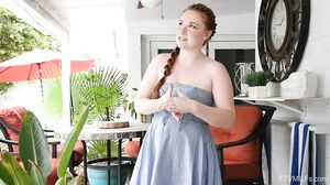 Yaya Gingersnatch - Redhead Toy Lover in 4K